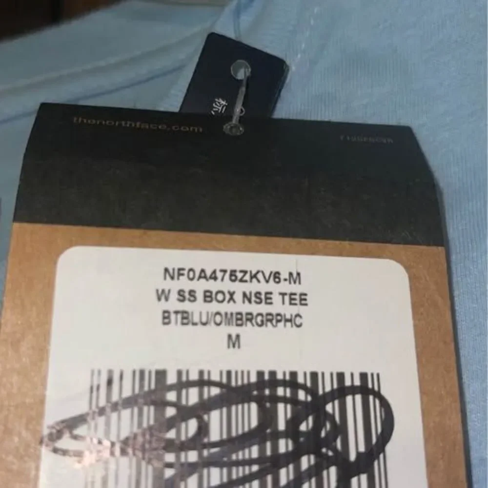 NWT Medium Women’s The North Face T-shirt  4th of July - Picture 2 of 4